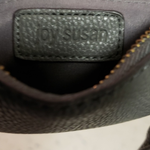 Pouchette NWOT - Picture 7 of 7